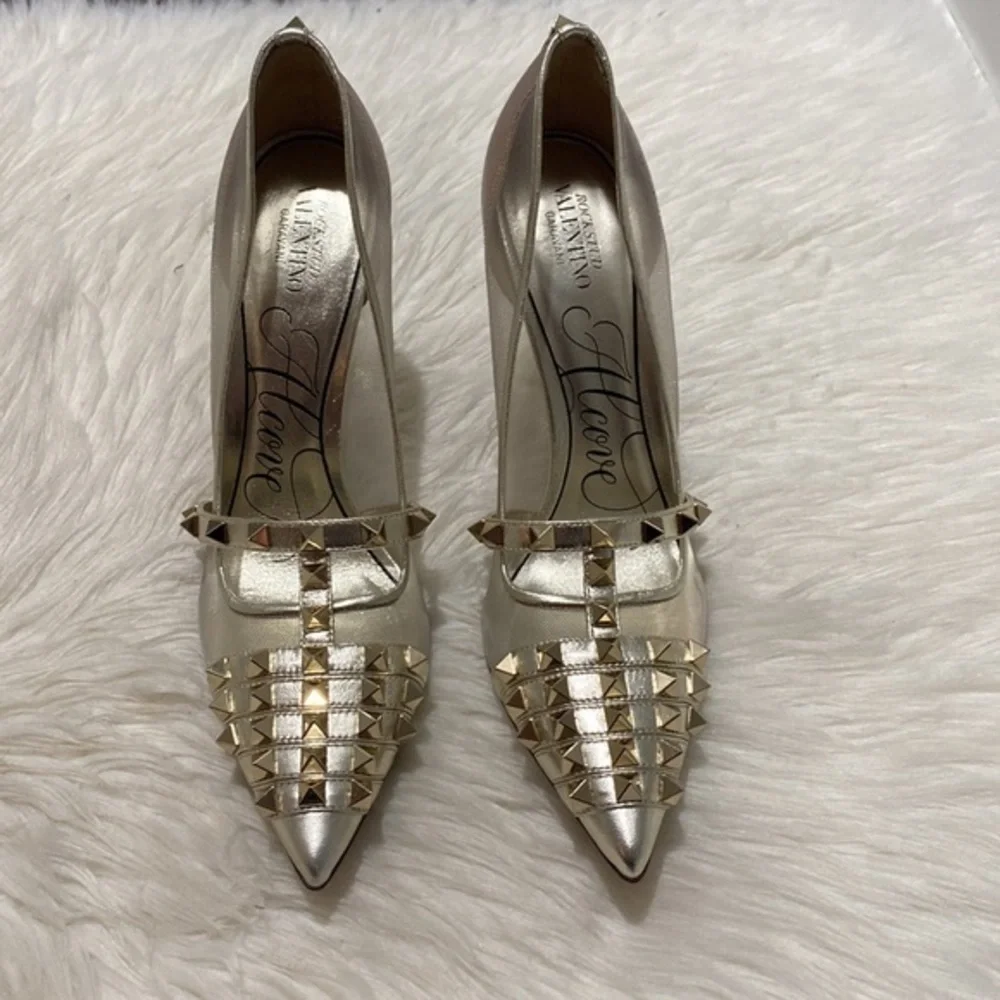 Valentino Garavani Rockstud Alcove pump‎ size 37.5EU